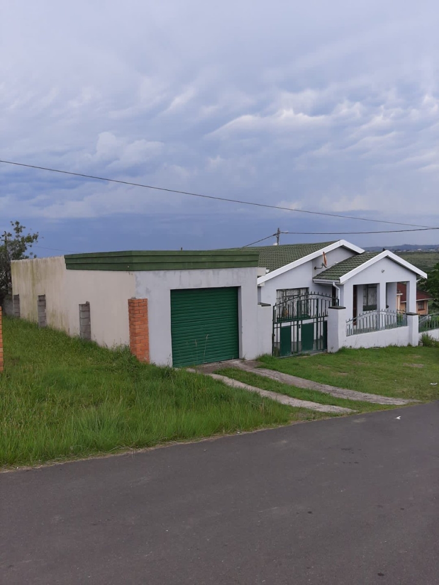 5 Bedroom Property for Sale in Mdantsane Nu 17 Eastern Cape